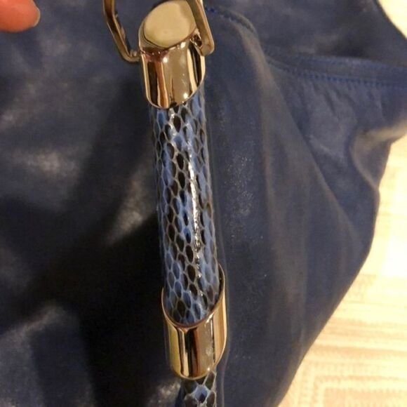 Jimmy Choo Blue Satin Leather/Elaphe Shoulder Bag - Picture 5 of 8